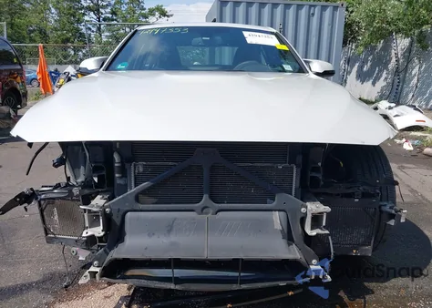 2015 BMW M3 z USA, uszkodzony, nr VIN WBS3C9C5XFP804055